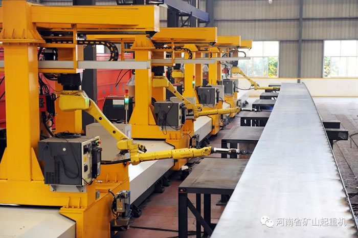 Henan Mine|Fully automatic double girder main girder inner seam welding robot welding workstation is here